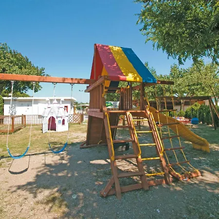 Locazione Turistica Camping Classe Village.3 Holiday home